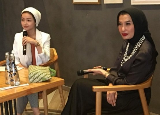 Foto: Arzeti Bilbina saat Gathering with Influencer di Surabaya