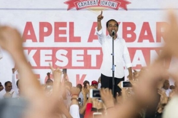 Foto: Jokowi saat sapa pendukungnya di Soreang Bandung