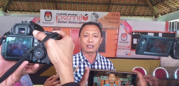 foto: Waris, Ketua KPU