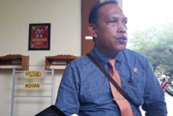 foto: Syafrawi, pengamat hukum asal Sumenep