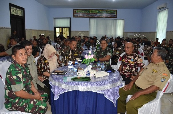 Foto: Keluarga besar TNI