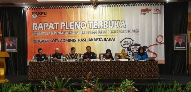 Foto: Rapat pleno rekapitulasi suara hasil pemilu 2019