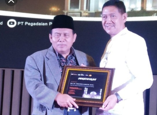 Foto: Sosok Pengusaha Tajir Asal Pulau Raas Yang Digadang Nyalon Bupati Sumenep 2020