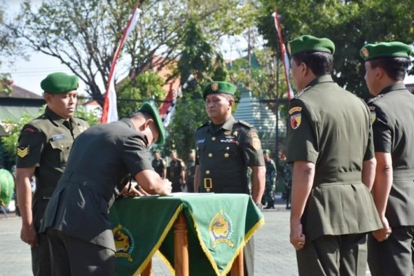 Foto: Penanda tangan SK jabatan Dandim Tuban 