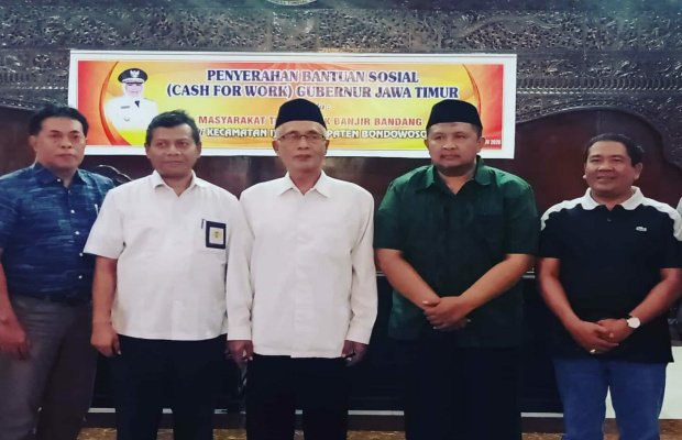 Foto: Utusan Kementrian PUPR dan Balai Besar Cipta Karya saat menemui Bupati Bondowoso