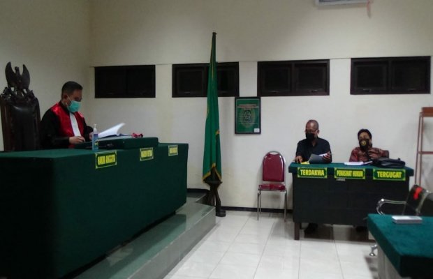 Foto: Sidang Pembacaan putusan sidang praperadilan di PN Lumajang
