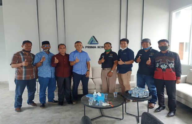 Foto: Kunjungan DPC P3N Pamekasan Bersama Dinas Pertanian Ke PT. APK di Madiun