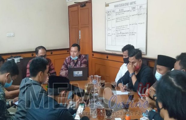 Foto : LSM Jaka Jatim lagi audiensi di kantor DPMD Sampang
