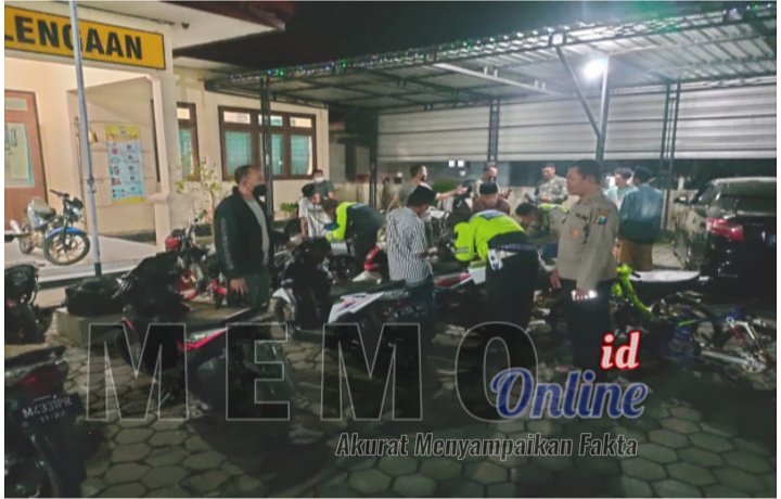 Foto : Kapolsek Palengaan Bersama Anggota dan BB Unit Motor Bali
