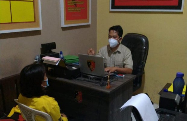  Foto : Pelaku saat di amankan mapolsek Ledokombo