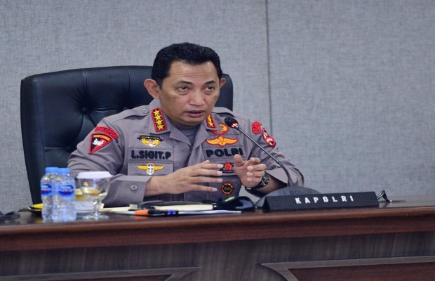 Foto: Kapolri Jenderal Polisi Listyo Sigit Prabowo memimpin video conference (vicon)