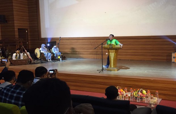  Foto: Bupati Bekasi, Eka Supria Atmaja