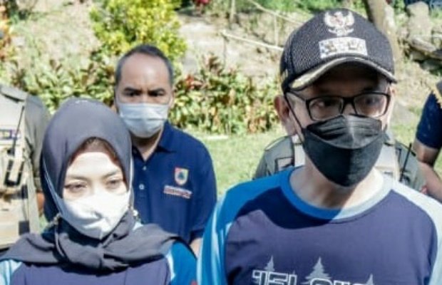 Foto : Gus Firjaun saat membuka event jelajah wisata di Kecamatan Panti