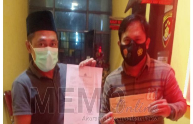  Foto : Pelapor di Polres Sampang