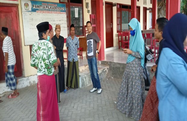 Foto: Sulaisi Abdurrazaq, sebagai Penasehat dan Konsultan Hukum Panitia Pilkades Karduluk, Kec. Pragaan