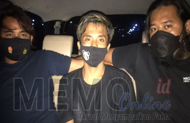 Foto : Toha (tengah) pelaku pembacokan diamankan polisi