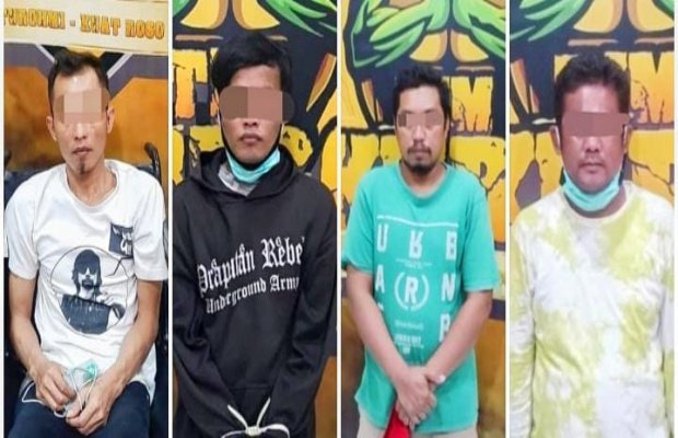 Foto : Ke empat tersangka ditahan berikut sejumlah barang bukti