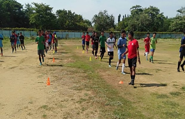 Foto : Skuad Persikapro Saat Latihan di Stadion Gelora Merdeka Kraksaan