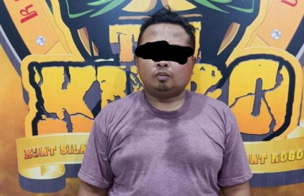 Foto: Tersangka 'ISY'