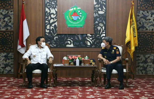 Foto: Bupati Pamekasan, Baddrut Tamam Diskusi Pembangunan KIHT