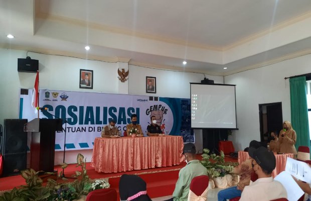 Foto : Sosialisasi oleh Diskominfo Kabupaten Lumajang melibatkan perwakilan kantor Bea dan Cukai Probolinggo.