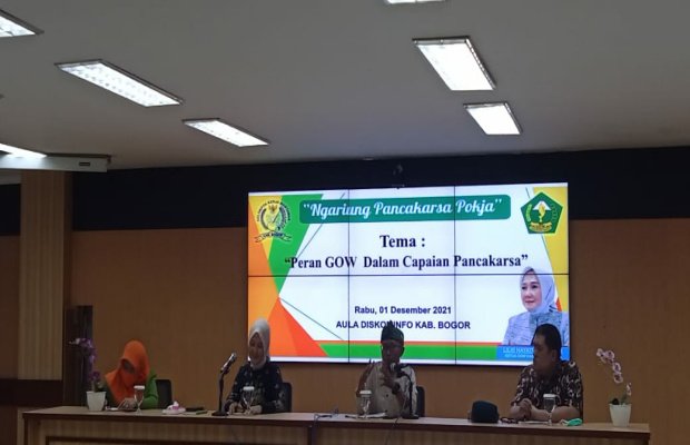 Foto: Ketua GOW Bogor saat acara "Peran GOW  Dalam Capaian Pancakarsa”