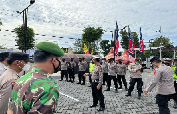 Foto: Apel di sela - sela pelaksanaan giat Ops Lilin Semeru 2021.