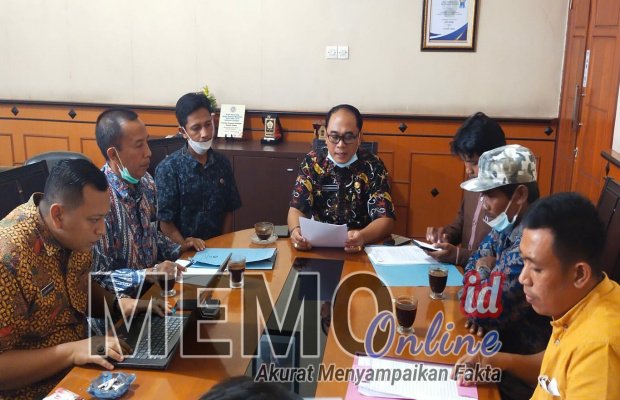 Foto : LSM PIAR saat audiensi di DPMD Kabupaten Sampang