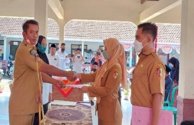 Foto: Hari ini, laksanakan pelantikan perangkat desa terpilih di desa suren, jember