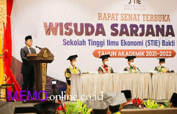 Foto: Bupati Pamekasan, H. Baddrut Tamam Saat Berikan Sambutan