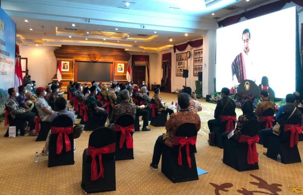  Foto : suasana ketika rapat dengan Presiden Joko Widodo berlangsung.