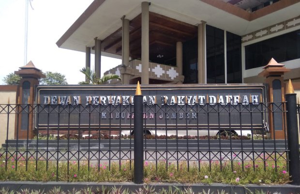 Foto : Kantor DPRD Jember