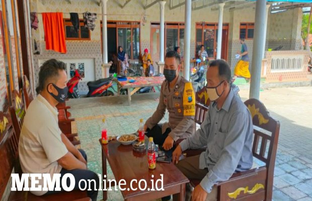 Foto: Bhabinkamtibmas Polsek Tlanakan Saat Sosialisasi ke Warga Binaan