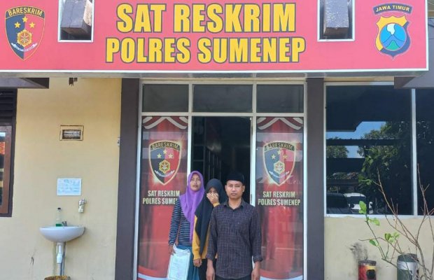 Foto: korban dan keluarganya saat melaporkan kasusnya ke Mapolres Sumenep