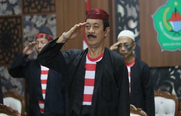 Foto : Wakil Bupati Pamekasan, Fatah Jasin saat mengikuti upacara hari kelahiran Pancasila secara virtual di Peringgitan Dalam Mandhapa Aghung Ronggosukowati, Rabu (01/6/2021) pagi.