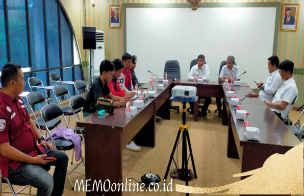 Foto: Audiensi APIB dengan Disdik Kabupaten Bekasi 