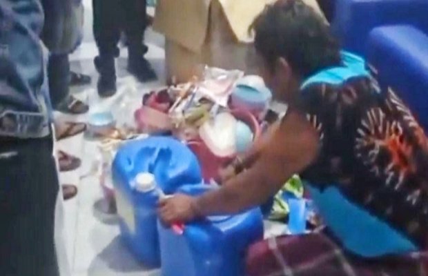 Foto : tersangka AF dan barang bukti