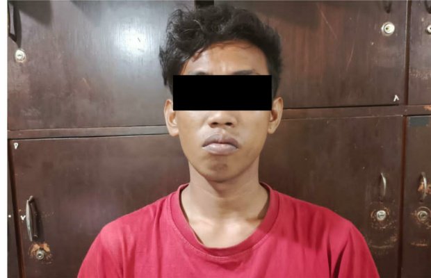 Foto: Pelaku Curanmor saat ditangkap polisi Surabaya