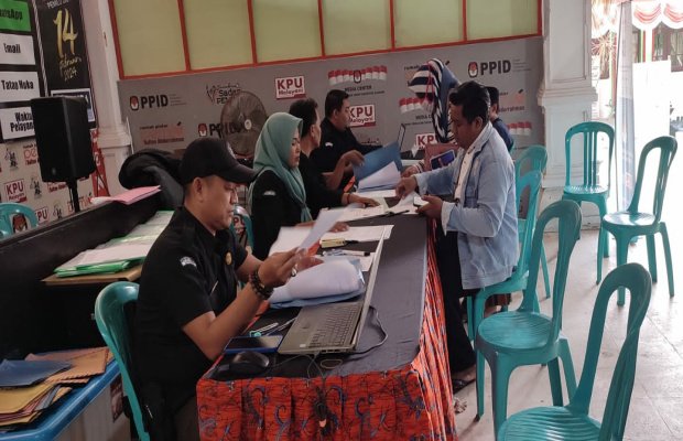 Foto: Pendaftap PPS saat di kantor KPU Sumenep