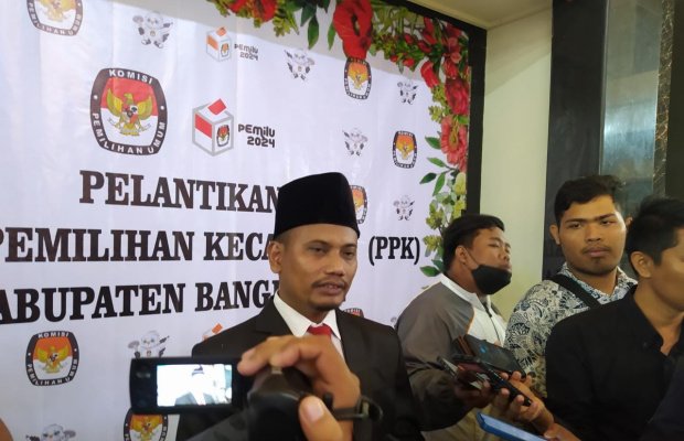 Foto : Ketua KPU Bangkalan, Zainal Arifin