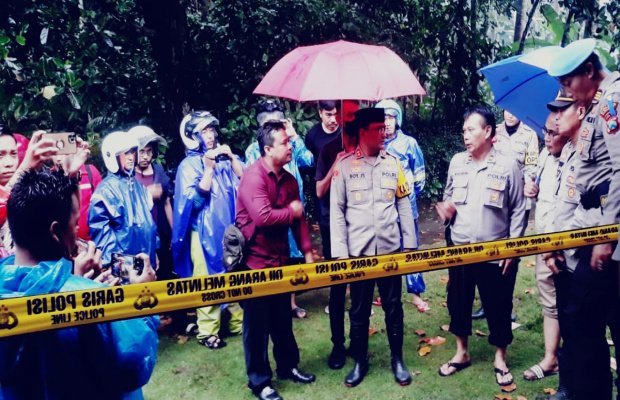 Foto : Kapolres Lumajang datangi langsung tempat kejadian perkara