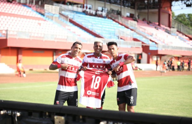  Foto: Beto, Hugo Gomes dan Malik Risaldi