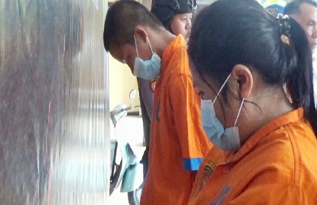 Foto : Tersangka 'M' dan 'DW'