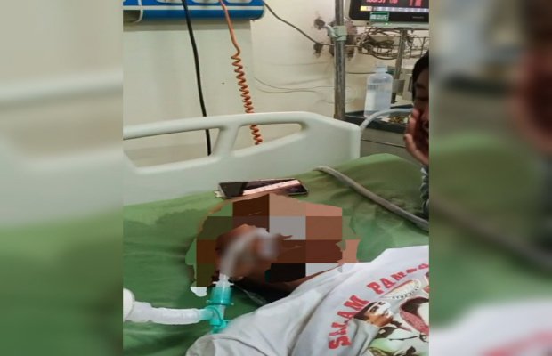 Foto: Salahsatu tersangka kapal 'ghoib' mantan bupati yang saat ini sedang dirawat di rumah sakit