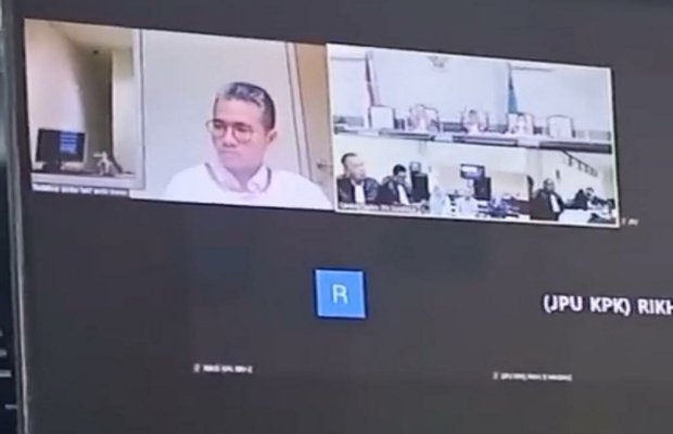 Foto : Sidang