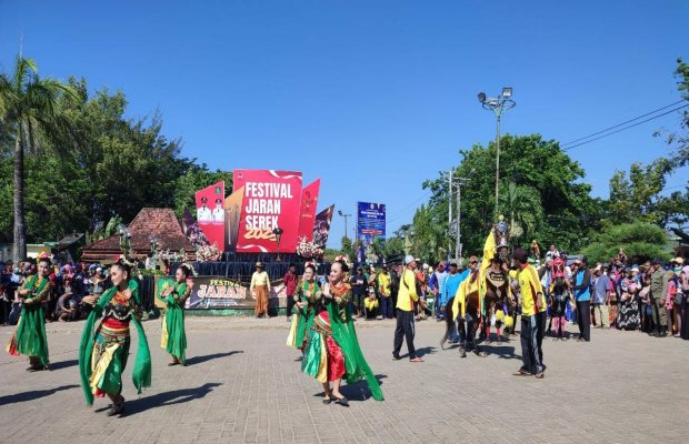 Foto: Festival Jaran Serek Masa Kejayaan Pemerintah Kabupaten Sumenep 2023