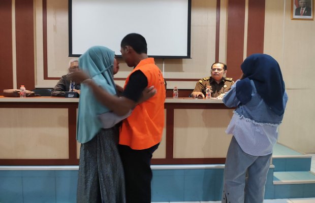 Foto: Proses Restoratif Justice tersangka MJ atas kasus penyalahgunaan narkotika di Universitas Wiraraja Sumenep