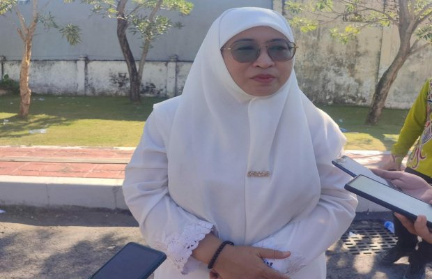 Foto: Wakil Bupati Sumenep memberangkatkan 139 CJH asal kloter 86