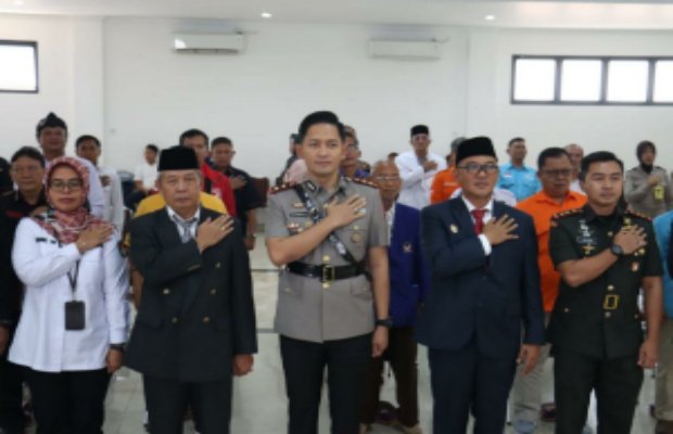 Foto: Kapolres Bogor foto bersama