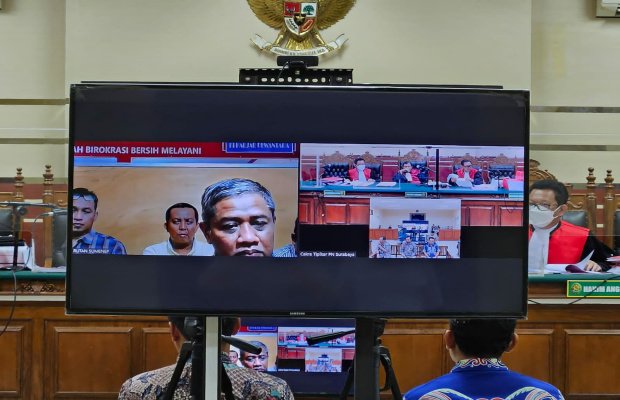 Foto: Suasana sidang Kasus Korupsi Gedung Dinkes di Pengadilan Tipikor Surabaya